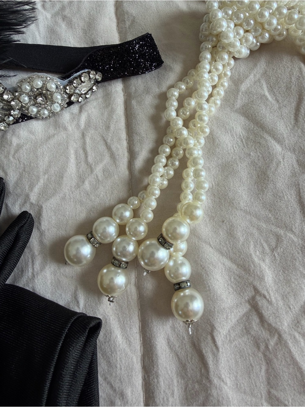 1920s Flapper Girl Costume Accessories - Picture 3 of 4